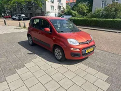 Rood, metallic lak Gebruikt 2015 Fiat Panda Hatchback | € 3.700 (Goede deal)