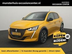 Geel (metallic) Gebruikt 2022 Peugeot e-208 GT Hatchback | € 17.750 (Iets duurder)