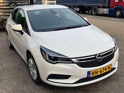Wit Gebruikt 2018 Opel Astra Edition Hatchback | € 6.499 (Super prijs)