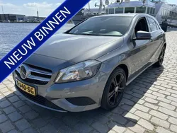 Grijs, metallic lak Gebruikt 2014 Mercedes A180 Prestige Hatchback | € 10.950 (Goede deal)