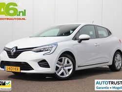 Wit Gebruikt 2020 Renault Clio V Zen Hatchback | € 10.900 (Eerlijke prijs)