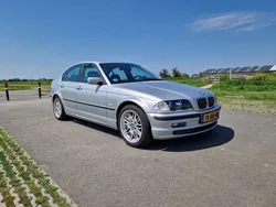 Zilver Gebruikt 1999 BMW 320 Executive Sedan | € 3.350 (Eerlijke prijs)
