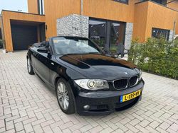 Zwart (metallic) Gebruikt 2008 BMW 125 Cabriolet Executive Cabriolet | € 8.750