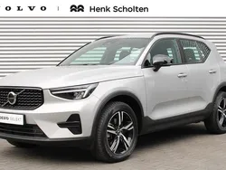 Grijs Gebruikt 2024 Volvo XC40 Plus SUV | € 42.950 (Eerlijke prijs)