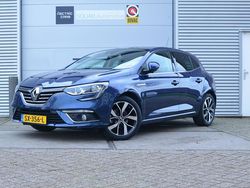 Blauw Gebruikt 2018 Renault Mégane IV Bose Edition Hatchback | € 11.999 (Eerlijke prijs)