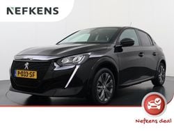 Zwart Gebruikt 2022 Peugeot e-208 Allure Hatchback | € 17.425 (Eerlijke prijs)