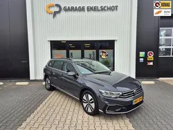 Grijs, metallic lak Gebruikt 2021 VW Passat GTE Stationwagen | € 24.990 (Goede deal)