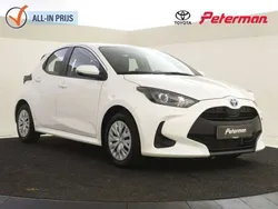 Wit Gebruikt 2023 Toyota Yaris Hybrid Active Hatchback | € 21.399 (Eerlijke prijs)