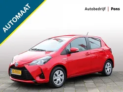 Rood Gebruikt 2019 Toyota Yaris Hybrid Active Hatchback | € 17.250 (Eerlijke prijs)