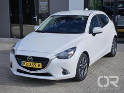 Wit Gebruikt 2018 Mazda 2 Dynamic Hatchback | € 13.949 (Eerlijke prijs)