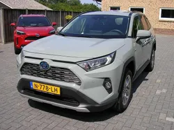 Groen Gebruikt 2021 Toyota RAV4 Plus SUV | € 33.900