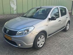 Zilver Gebruikt 2008 Dacia Sandero Ambiance Hatchback | € 1.000 (Goede deal)