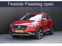 Rood Gebruikt 2020 MG ZS Luxury Sedan | € 12.950 (Goede deal)