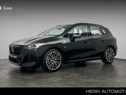 Zwart Gebruikt 2025 BMW 218 Comfort Edition Stationwagen | € 60.880