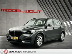 Grijs, metallic lak Gebruikt 2019 BMW X5 Comfort Edition SUV | € 49.950 (Goede deal)
