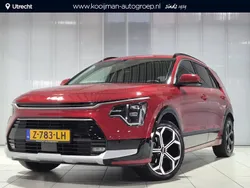 Runway red Gebruikt 2024 Kia Niro SUV | € 35.950 (Iets duurder)