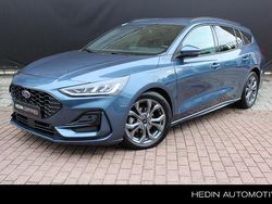 Blauw Gebruikt 2024 Ford Focus ST-Line Stationwagen | € 25.450 (Iets duurder)