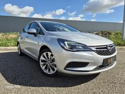 Grijs Gebruikt 2016 Opel Astra Edition Hatchback | € 7.900 (Eerlijke prijs)
