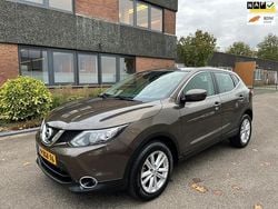 Bruin Gebruikt 2015 Nissan Qashqai Acenta SUV | € 14.250 (Eerlijke prijs)