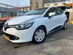 Wit Gebruikt 2016 Renault Clio IV Expression Hatchback | € 6.750 (Goede deal)
