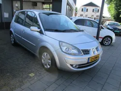 Grijs Gebruikt 2008 Renault Scénic II Business MPV | € 2.799 (Eerlijke prijs)