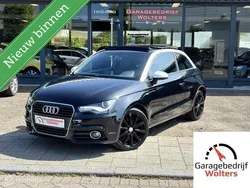 Zwart, metallic lak Gebruikt 2012 Audi A1 S-Line Hatchback | € 10.450 (Eerlijke prijs)