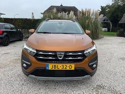 Bruin Gebruikt 2021 Dacia Sandero Comfort Hatchback | € 13.750 (Eerlijke prijs)