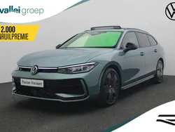 Groen Nieuw 2024 VW Passat R-line Edition Stationwagen | € 56.995 (Eerlijke prijs)