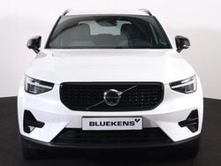 Wit Gebruikt 2023 Volvo XC40 Plus SUV | € 42.900 (Eerlijke prijs)