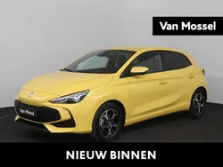 Geel Gebruikt 2025 MG MG3 Luxury Hatchback | € 23.245 (Eerlijke prijs)