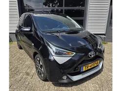 Zwart Gebruikt 2018 Toyota Aygo Hatchback | € 9.950 (Goede deal)