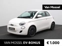 Wit Gebruikt 2023 Fiat 500e La Prima Hatchback | € 23.900 (Eerlijke prijs)