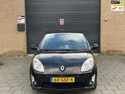 Zwart Gebruikt 2008 Renault Twingo Dynamique Hatchback | € 2.500 (Eerlijke prijs)