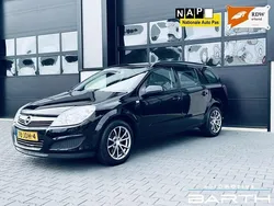 Zwart Gebruikt 2009 Opel Astra Cosmo Stationwagen | € 2.175 (Eerlijke prijs)