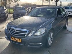 Grijs Gebruikt 2010 Mercedes E250 Avantgarde Sedan | € 14.950 (Goede deal)