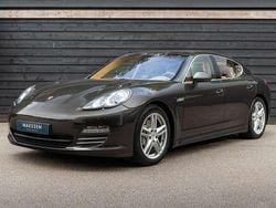 Grijs Gebruikt 2010 Porsche Panamera Sedan | € 37.950 (Eerlijke prijs)