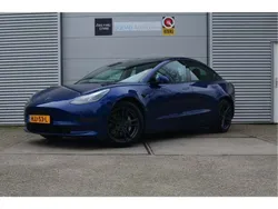 Blauw Gebruikt 2021 Tesla Model 3 Long Range Sedan | € 31.999 (Iets duurder)