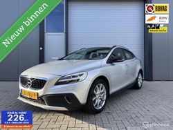 Hatchback Gebruikt 2016 Volvo V40 CC Momentum Stationwagen | € 13.950 (Eerlijke prijs)