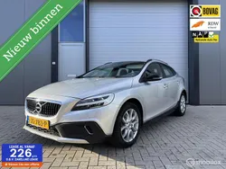 Hatchback Gebruikt 2016 Volvo V40 CC Momentum Stationwagen | € 13.950 (Eerlijke prijs)