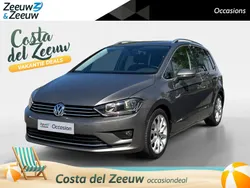 Limestone grey metallic (grijs metallic) Gebruikt 2016 VW Golf Sportsvan Highline MPV | € 14.745 (Eerlijke prijs)