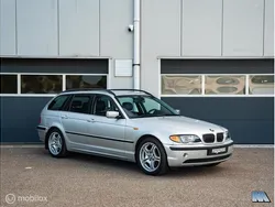 Grijs, metallic lak Gebruikt 2002 BMW 325 M Sport Stationwagen | € 13.999 (Iets duurder)