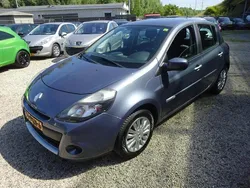 Blauw Gebruikt 2011 Renault Clio II Collection Hatchback | € 2.995 (Eerlijke prijs)