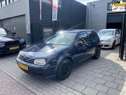 Blauw Gebruikt 2000 VW Golf IV Trendline Hatchback | € 1.499 (Eerlijke prijs)