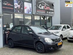 Zwart Gebruikt 2005 Toyota Yaris Hatchback | € 3.950 (Duur)