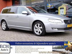 Grijs Gebruikt 2015 Volvo V70 Stationwagen | € 18.950 (Iets duurder)