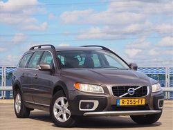 Bruin Gebruikt 2009 Volvo XC70 Momentum SUV | € 22.995