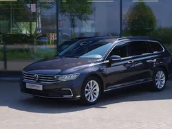 Grijs Gebruikt 2021 VW Passat GTE Stationwagen | € 21.800 (Goede deal)