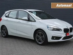 Wit Gebruikt 2017 BMW 218 Active Tourer Executive MPV | € 14.950 (Super prijs)