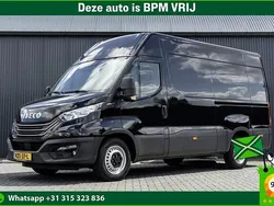 Zwart Gebruikt 2023 Iveco Daily Van | € 38.950