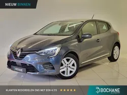 Gris titanium (donker grijs) Gebruikt 2020 Renault Clio V Zen Hatchback | € 12.445 (Eerlijke prijs)